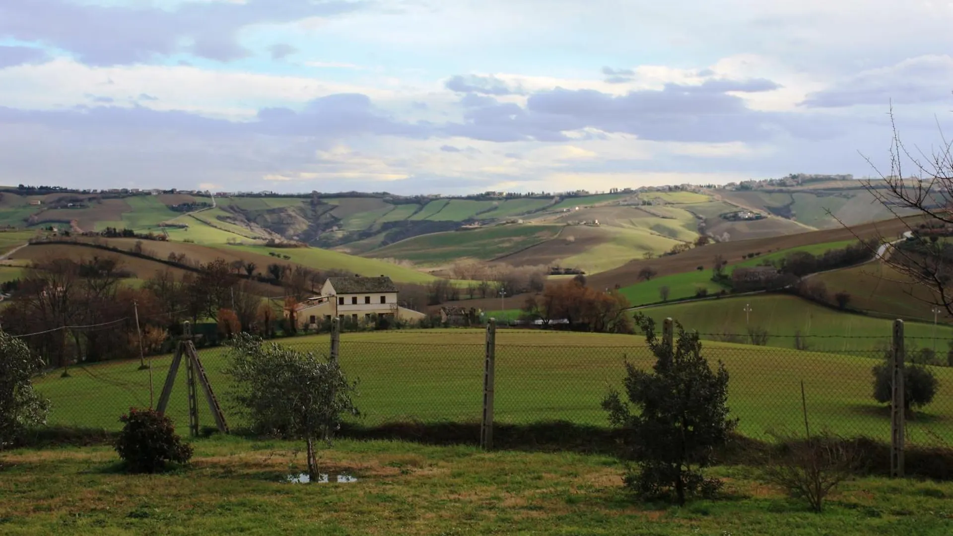Country house B&B Aesis La Dolce Collina Iesi Italy